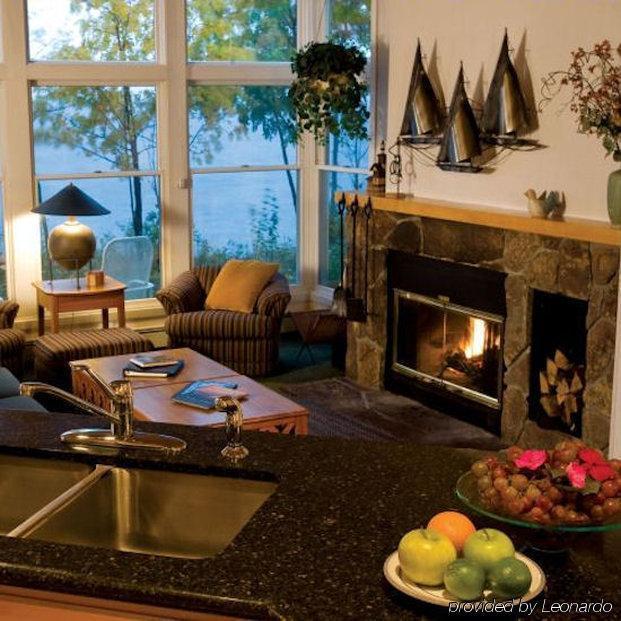 Bluefin Bay On Lake Superior Tofte Стая снимка